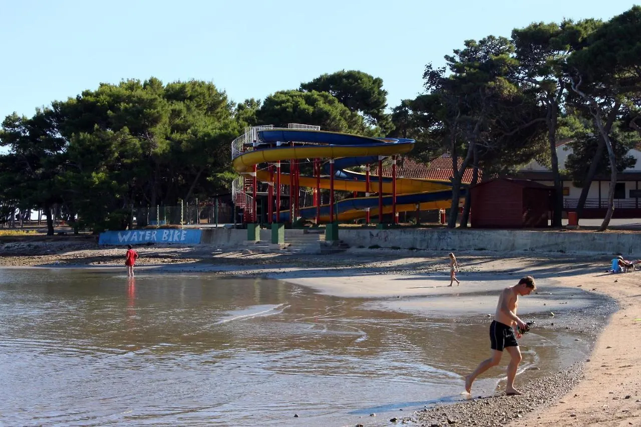 Apartments By The Sea Medulin - 2253 Croatia