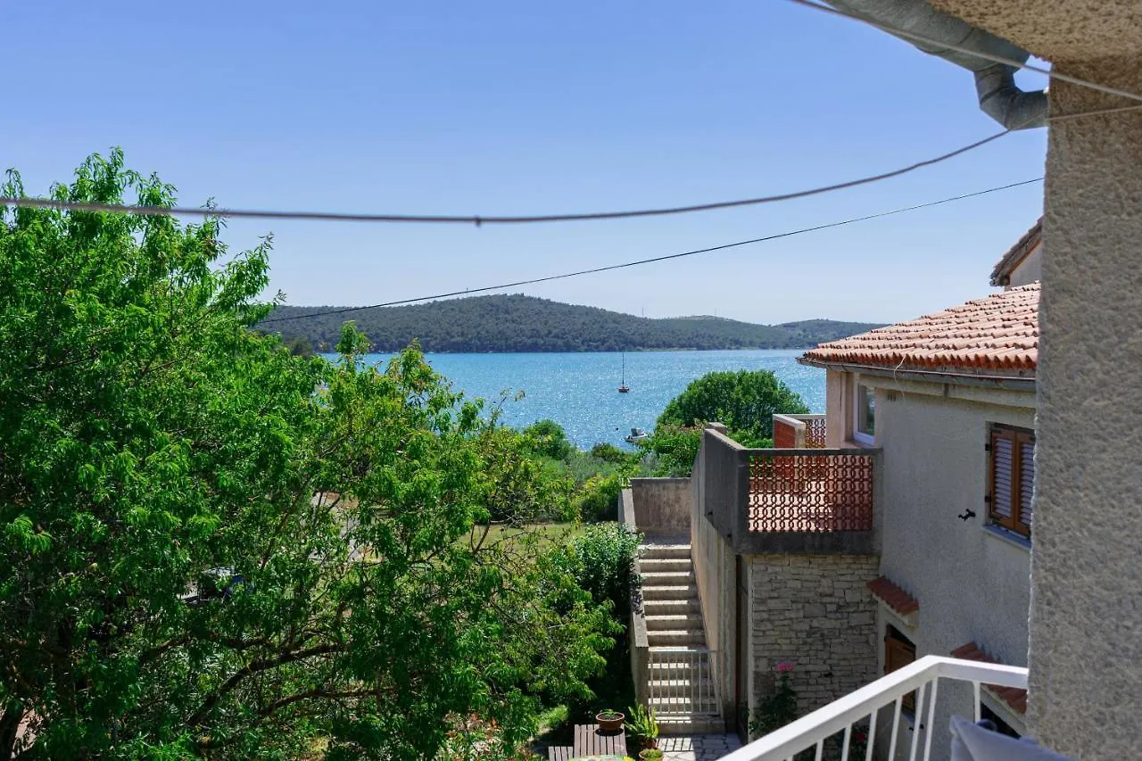 Apartments By The Sea Medulin - 2253