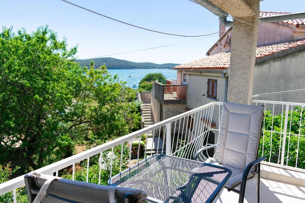 Apartments By The Sea Medulin - 2253